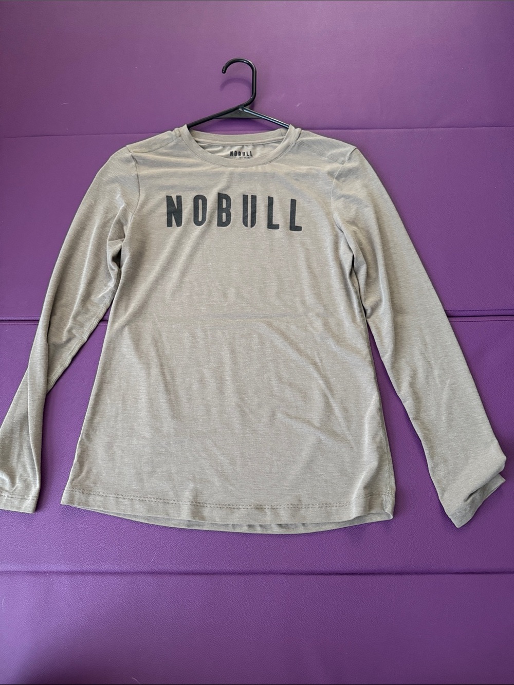 NOBULL Heather Green Long-Sleeve Women's Performance Tee with Black Logo